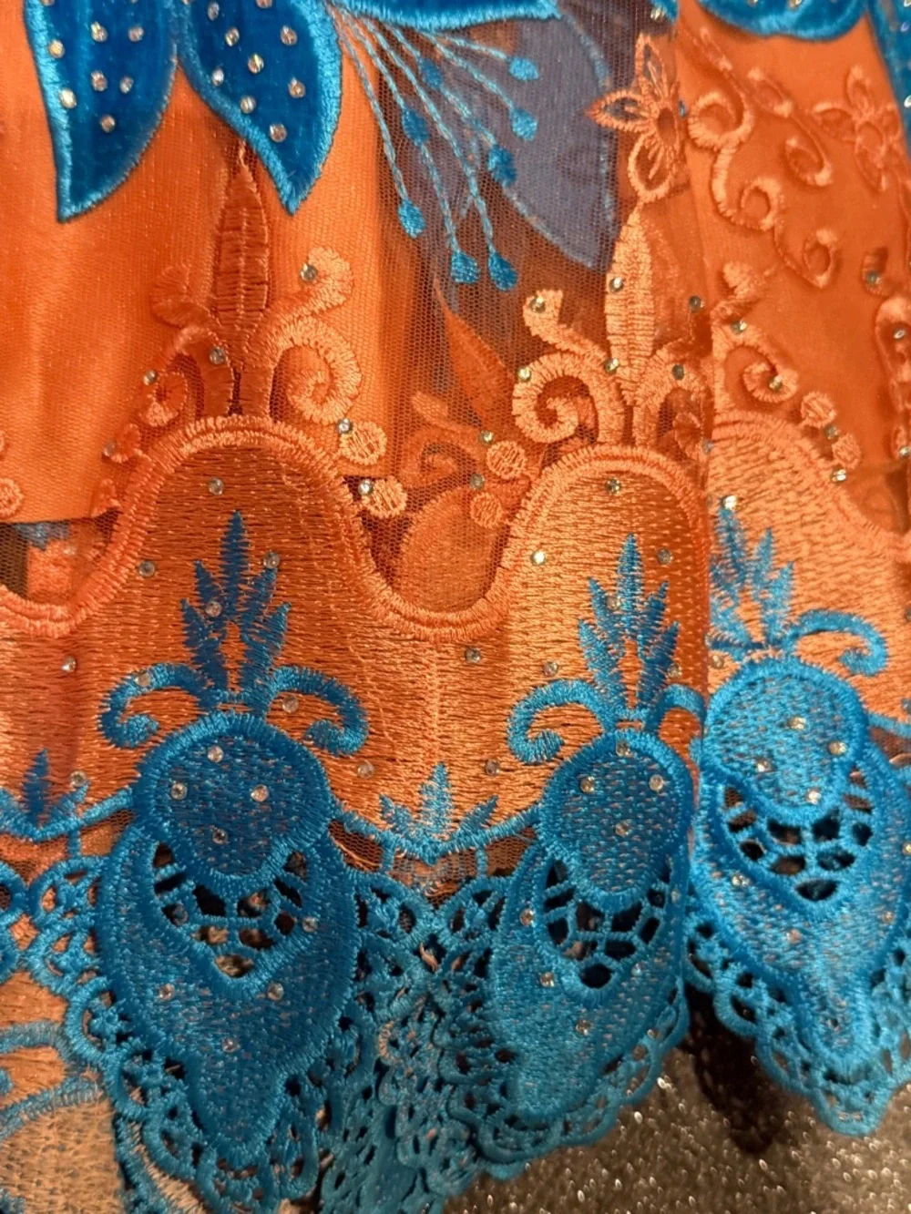 GORGEOUS vintage Indian lace beaded fishtail maxi skirt